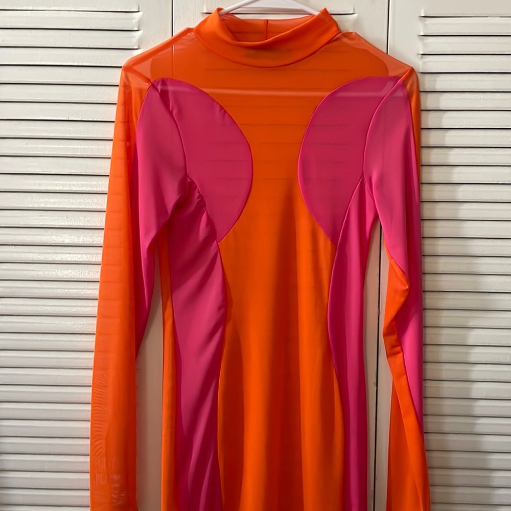 Mesh long sleeve dress Pretty Little thing